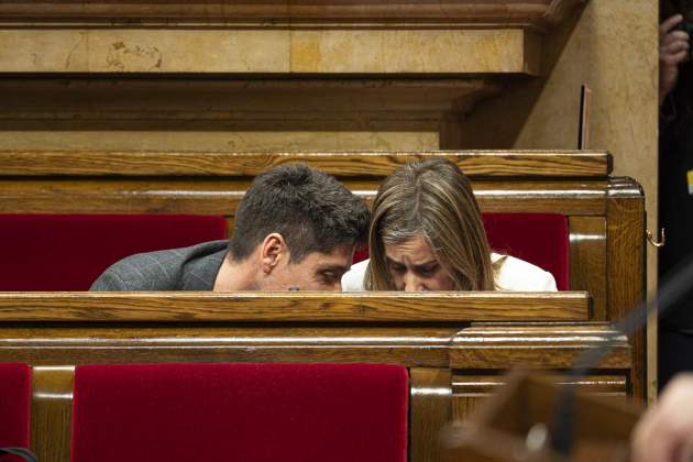 Jéssica Albiach y David Cid En Común Pleno debate totalidad presupuestos parlamento / Foto: Irene Vilà Capafons