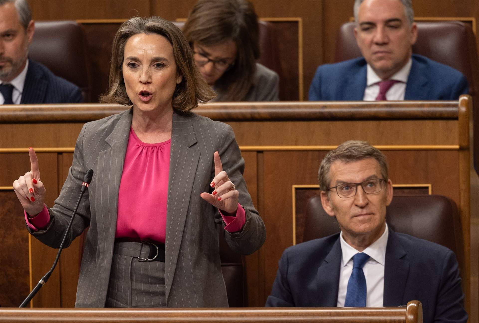 El PP multiplica los ataques contra el PSOE por el caso Koldo: “Coca, mordidas, prostíbulos y saunas”