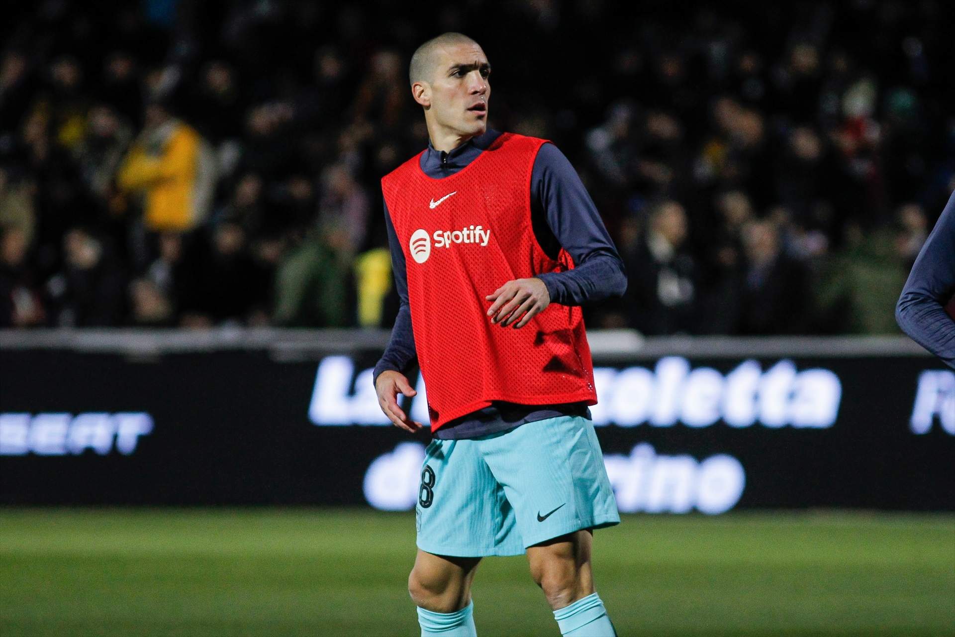 El Barça fitxa el recanvi i fa fora Oriol Romeu