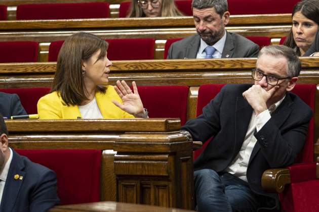 Albert Batet i Marta Vilalta al ple del debat de la totalitat dels pressupostos / Foto: Irene Vilà Capafons