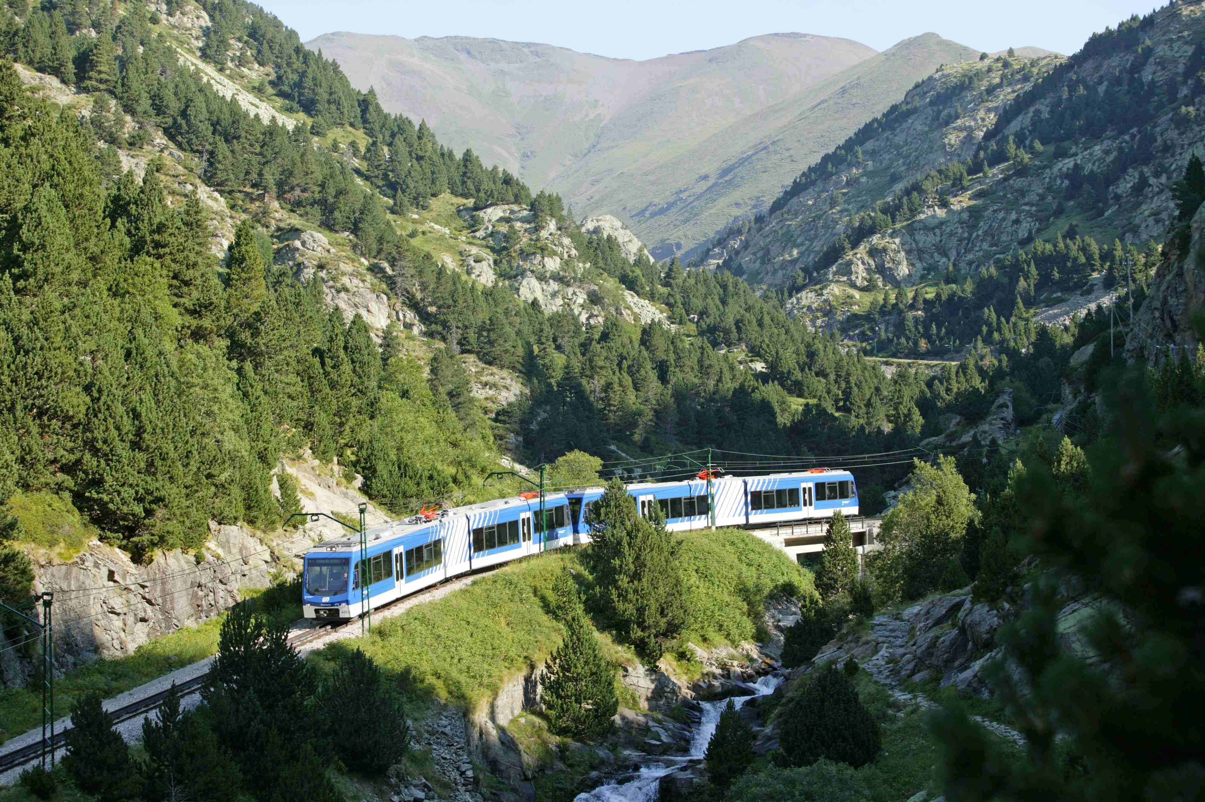 La Generalitat plantea una red de trenes regionales que conecten con Francia