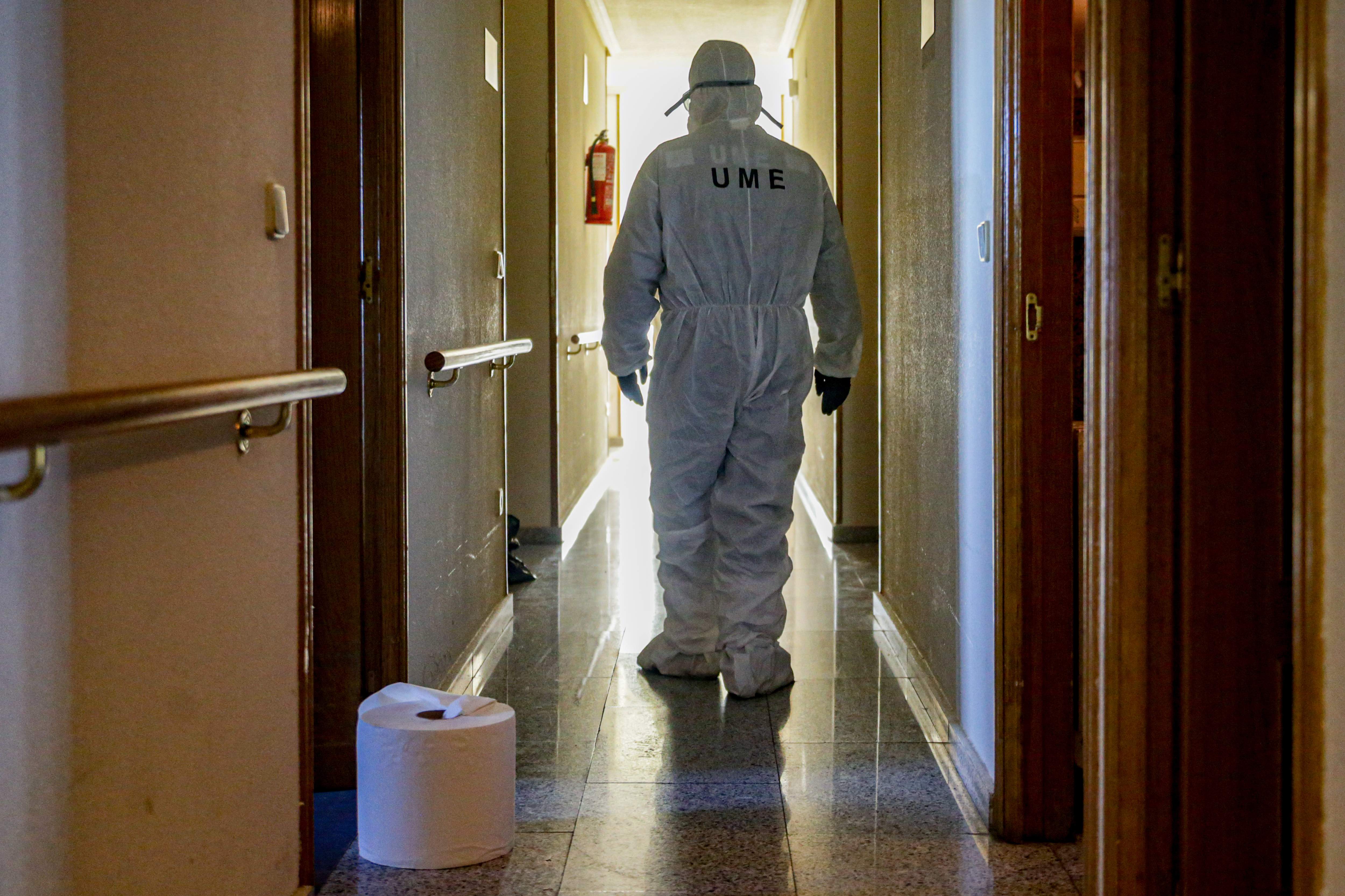 L'abandonament de les residències de Madrid en pandèmia: els cadàvers s'acumulaven durant hores