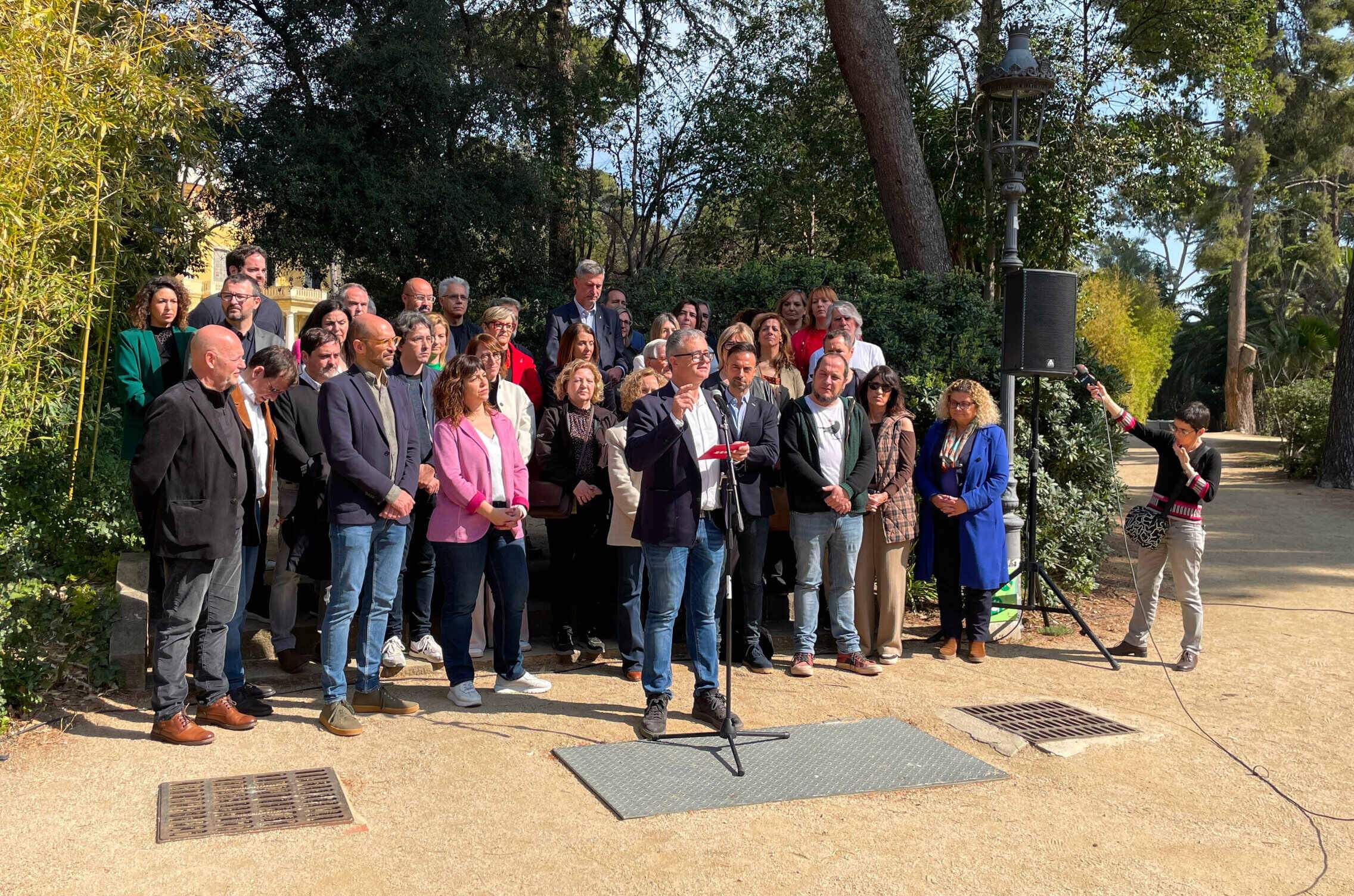 La AMI se muestra a favor de la amnistía y promueve una moción de apoyo en los ayuntamientos catalanes