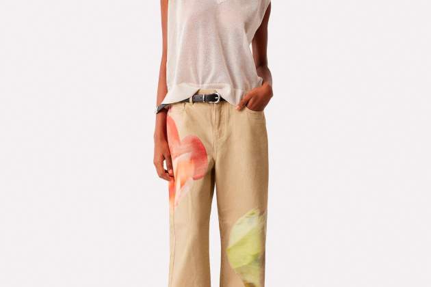 Pantalón denim estampado Pantalón denim estampado