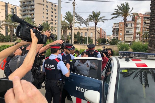 unionista platja mataró cotxe mossos