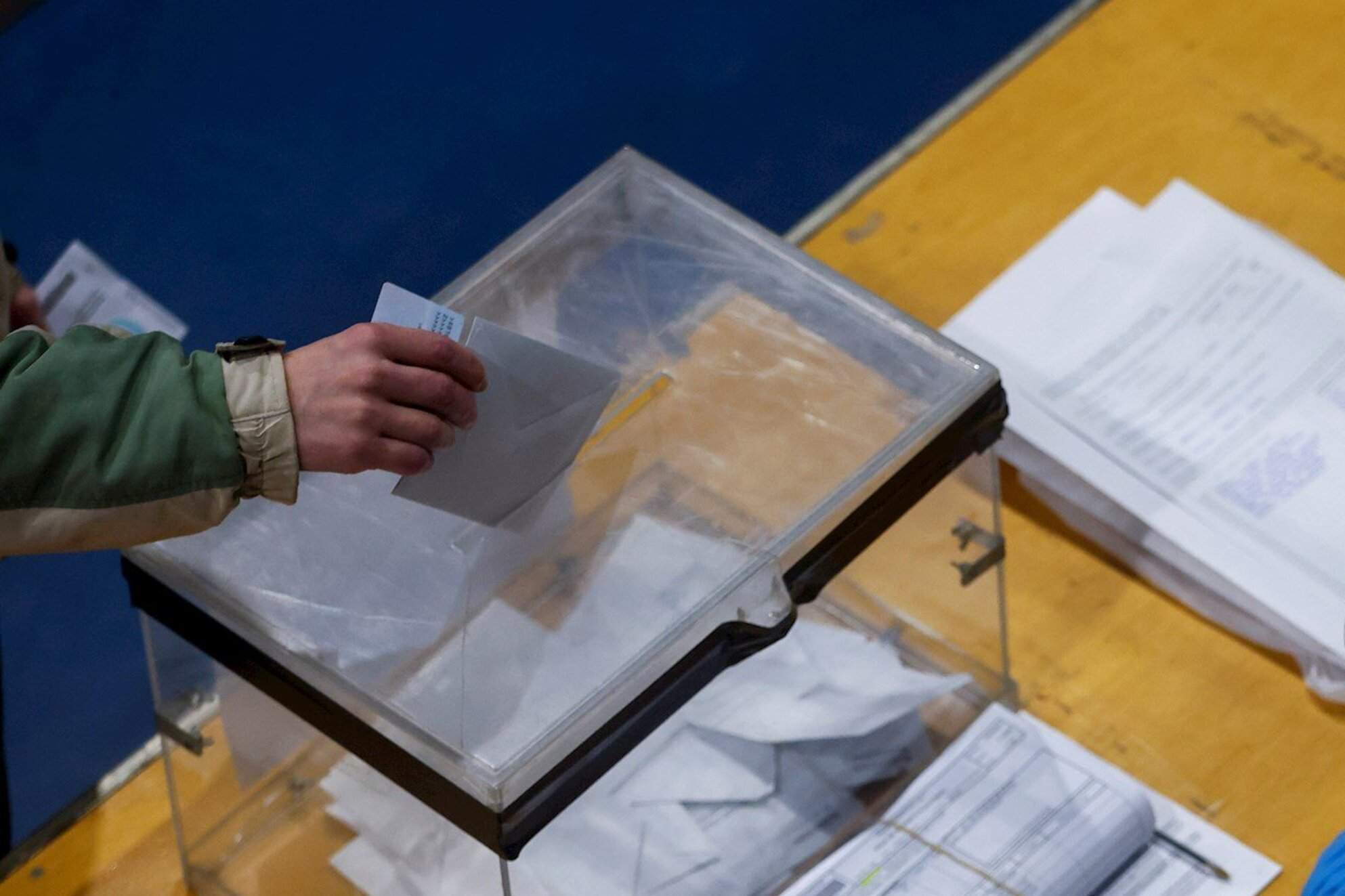 Eleccions a Catalunya urna / EFE