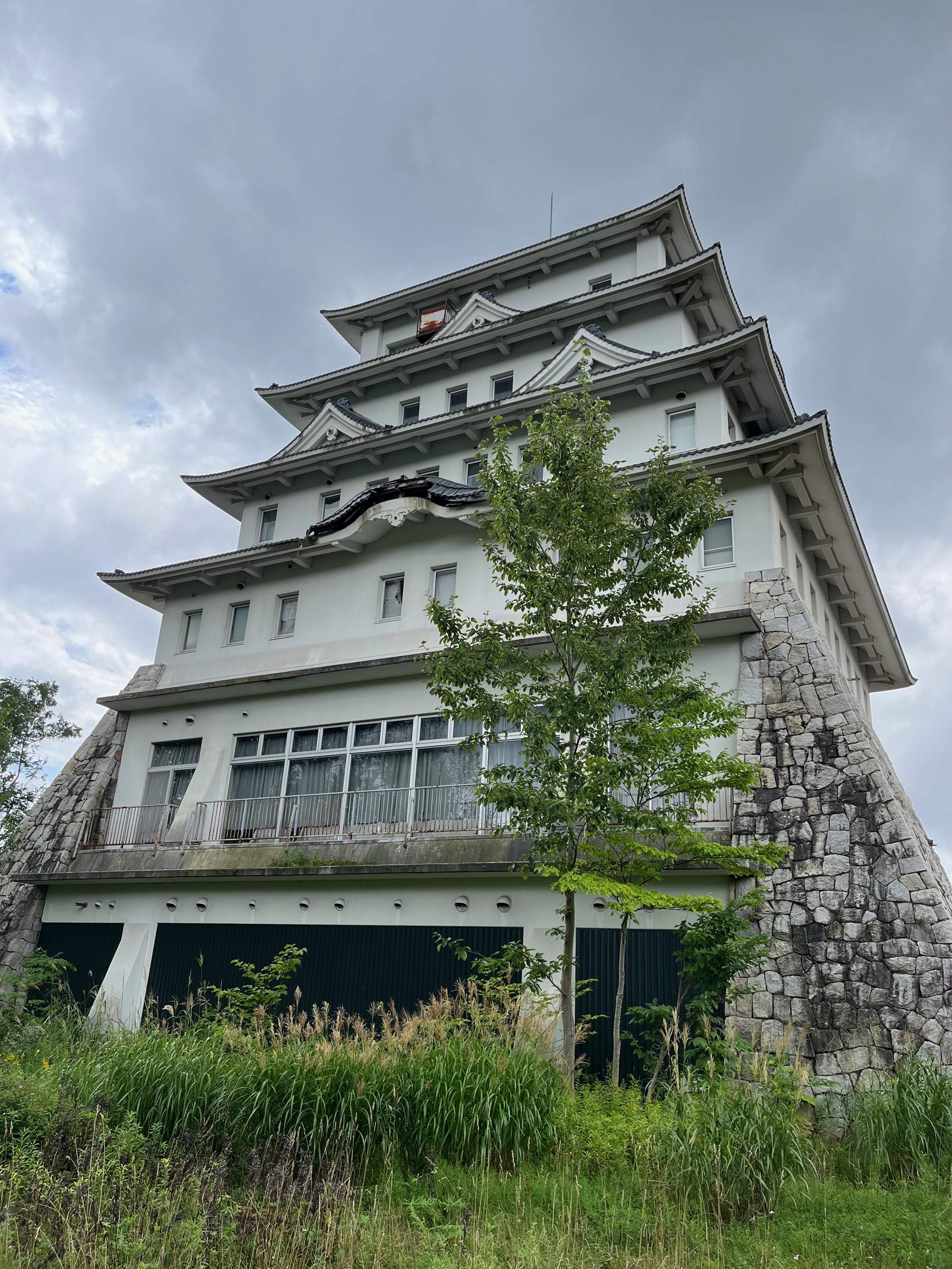 Una ganga: se vende un castillo de seis plantas en el norte de Japón por 60.000 euros