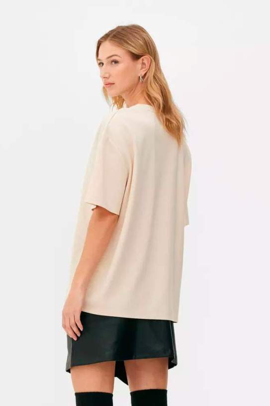 Camiseta extragrande de The Edit Camiseta extragrande de The Edit