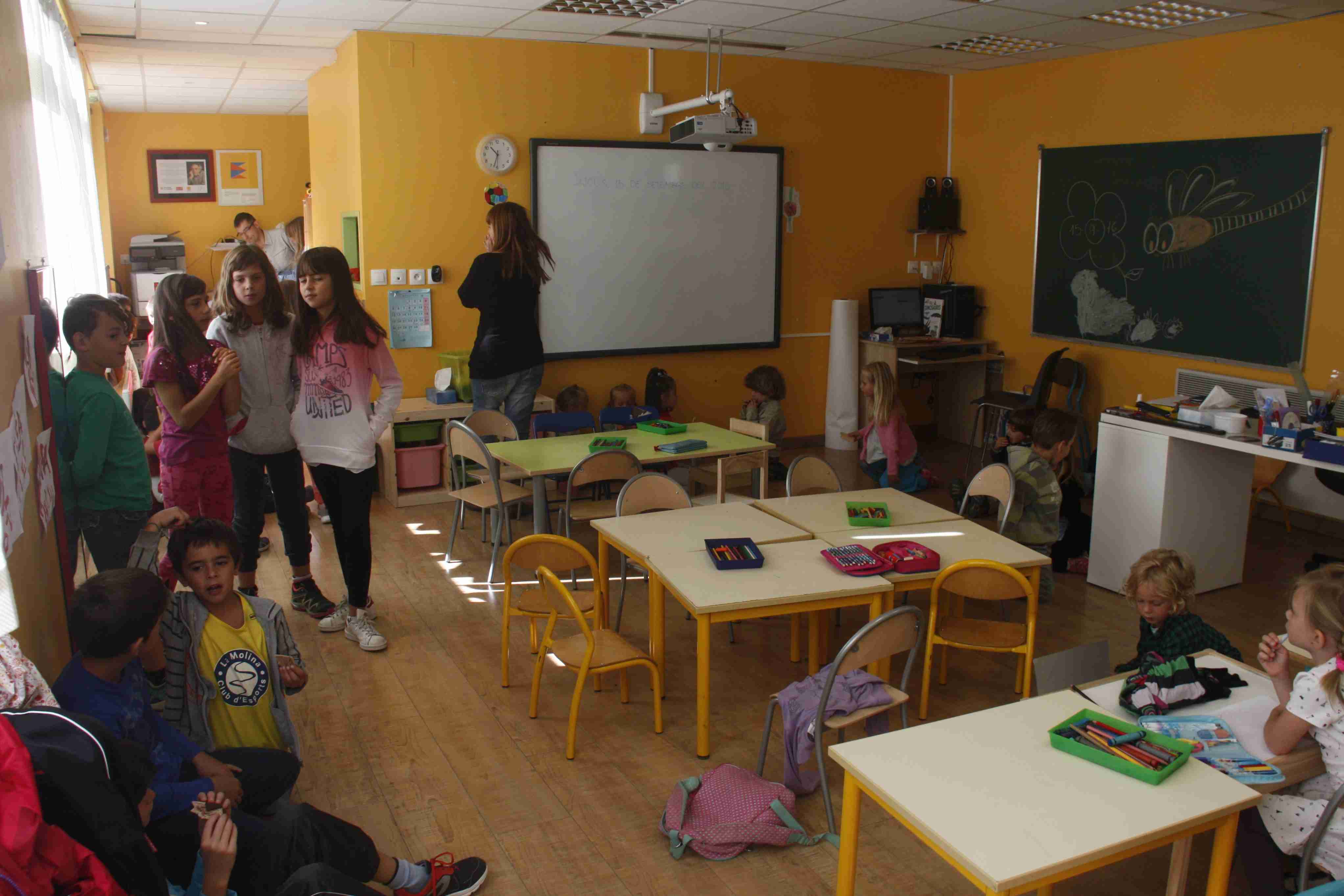 Una escola de Castelldefels, obligada a fer el 25% de les classes en castellà