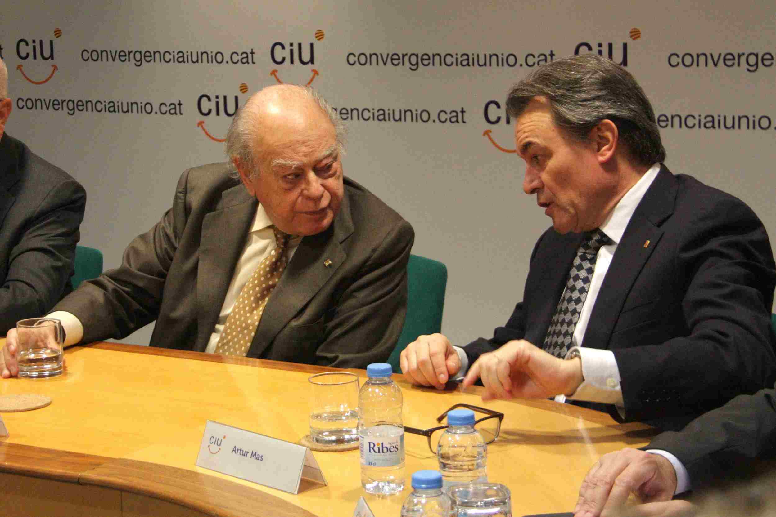 Els comuns volen que Mas i Pujol expliquin al Senat el finançament de CDC