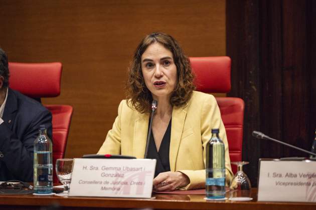 Compareixença gemma ubasart consellera justicia parlament / Foto: Carlos Baglietto Compareixença gemma ubasart consellera justicia parlament / Foto: Carlos Baglietto