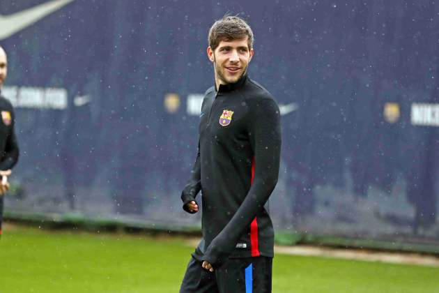 Sergi Roberto Andrés Iniesta Barça entrenament   FCB (1)