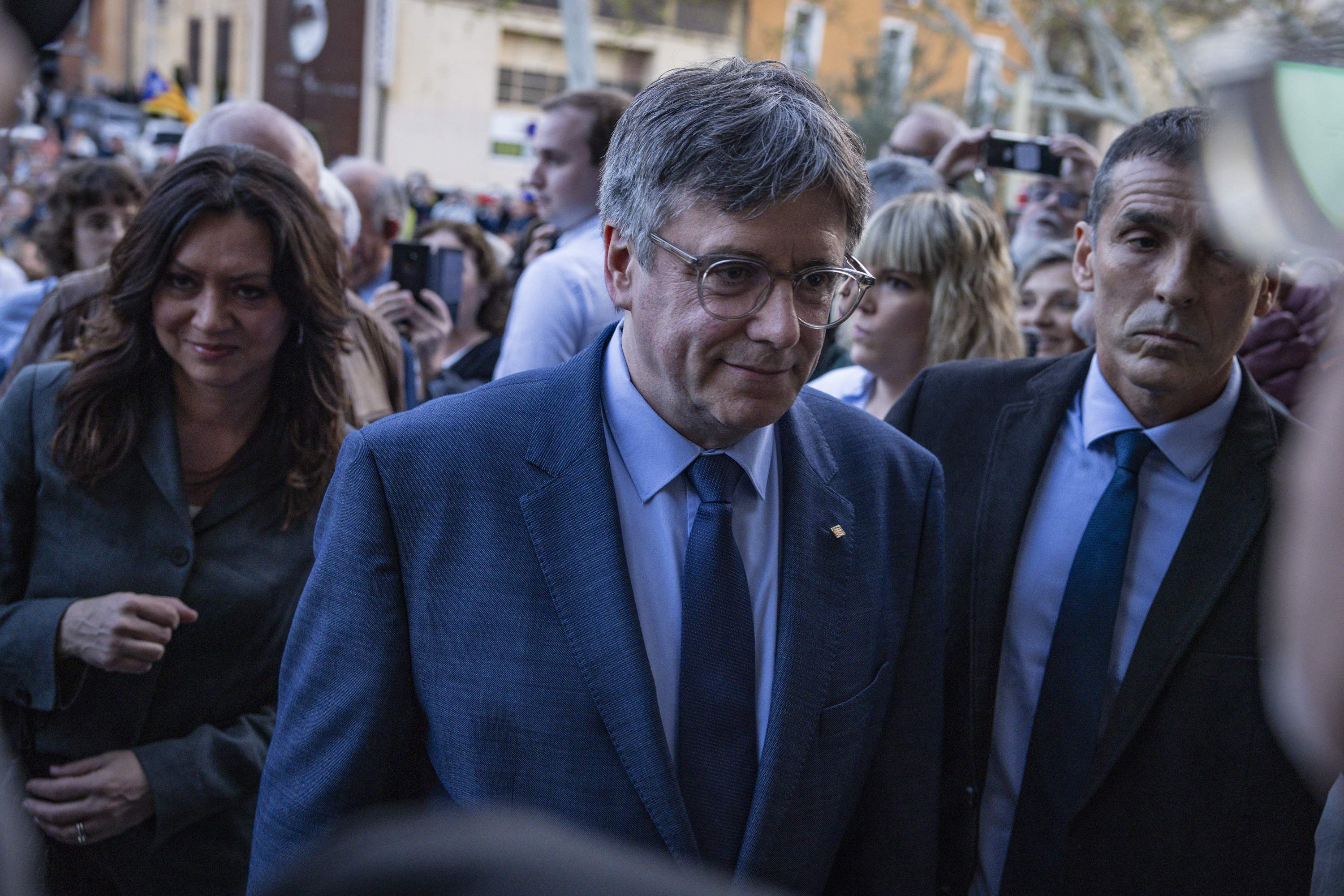 Carles Puigdemont: biografía, trayectoria política y persecución judicial