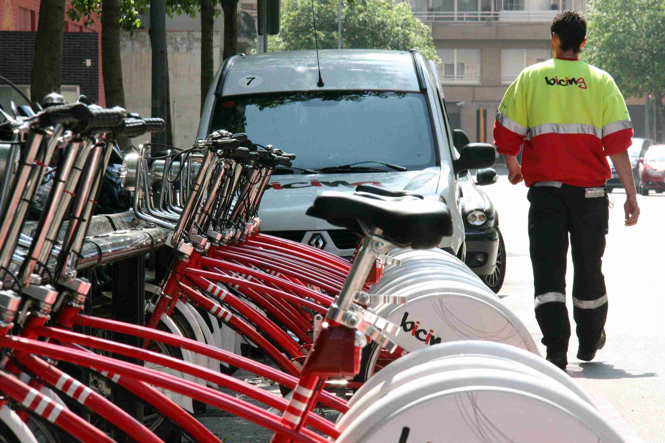 El RACC llança una app per informar l’usuari del transport a Barcelona