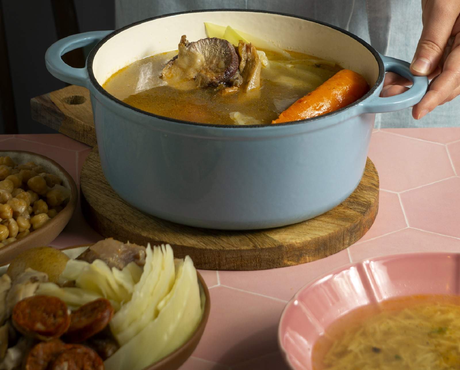 Evita que es faci malbé el brou de l'escudella amb aquest truc