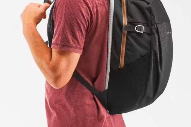 Mochila de montaña y senderismo 20L Quechua Mochila de montaña y senderismo 20L Quechua