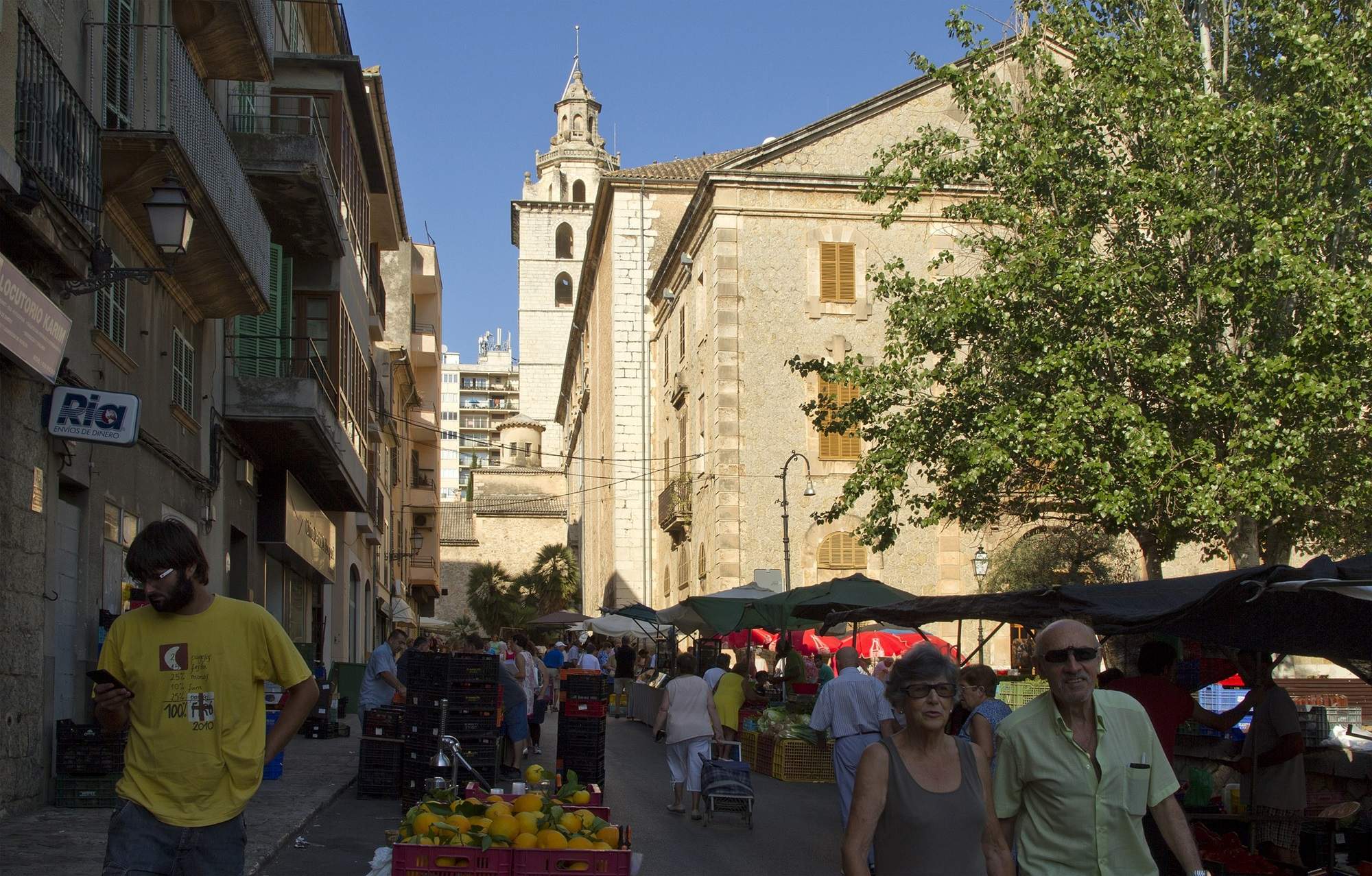 Catalanofòbia a Inca, a Mallorca: una clienta d'una perruqueria, agredida per parlar català