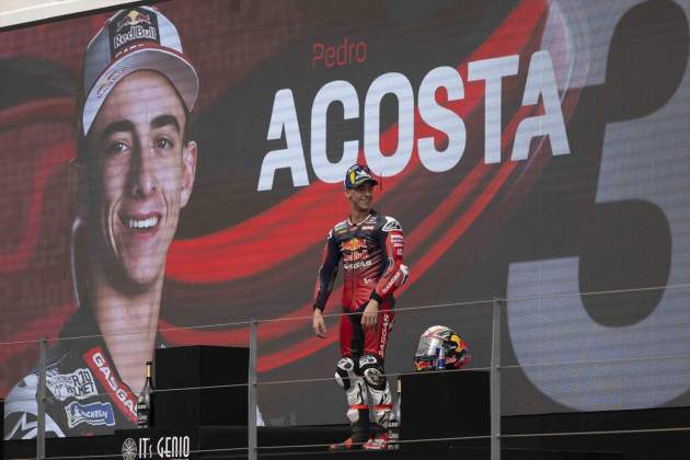 Pedro Acosta celebrando el podio en Portimao / Foto: Europa Press