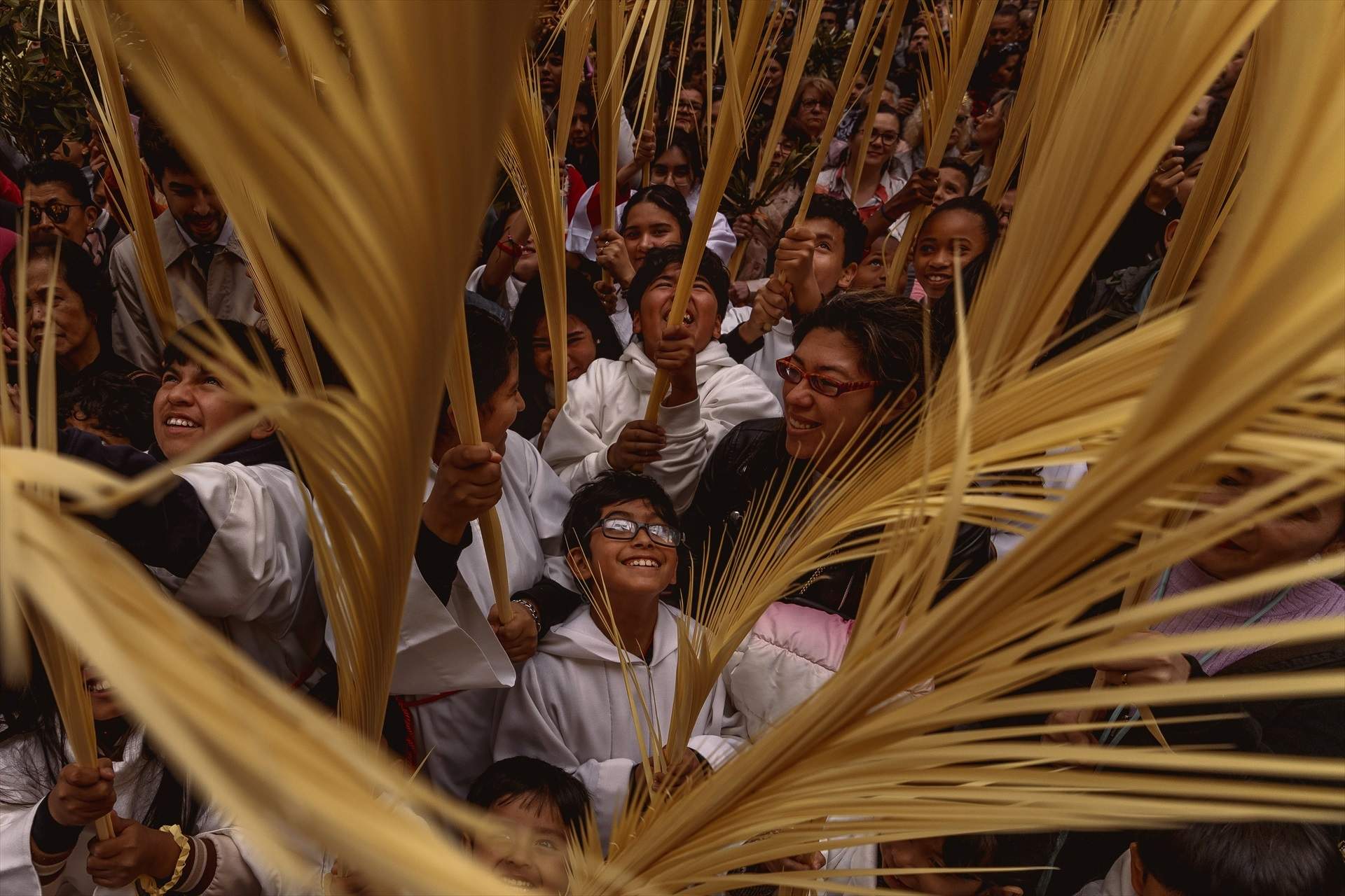 Las procesiones en Semana Santa, la Volta ciclista en Cataluña y más: la vuelta al mundo en 15 fotos