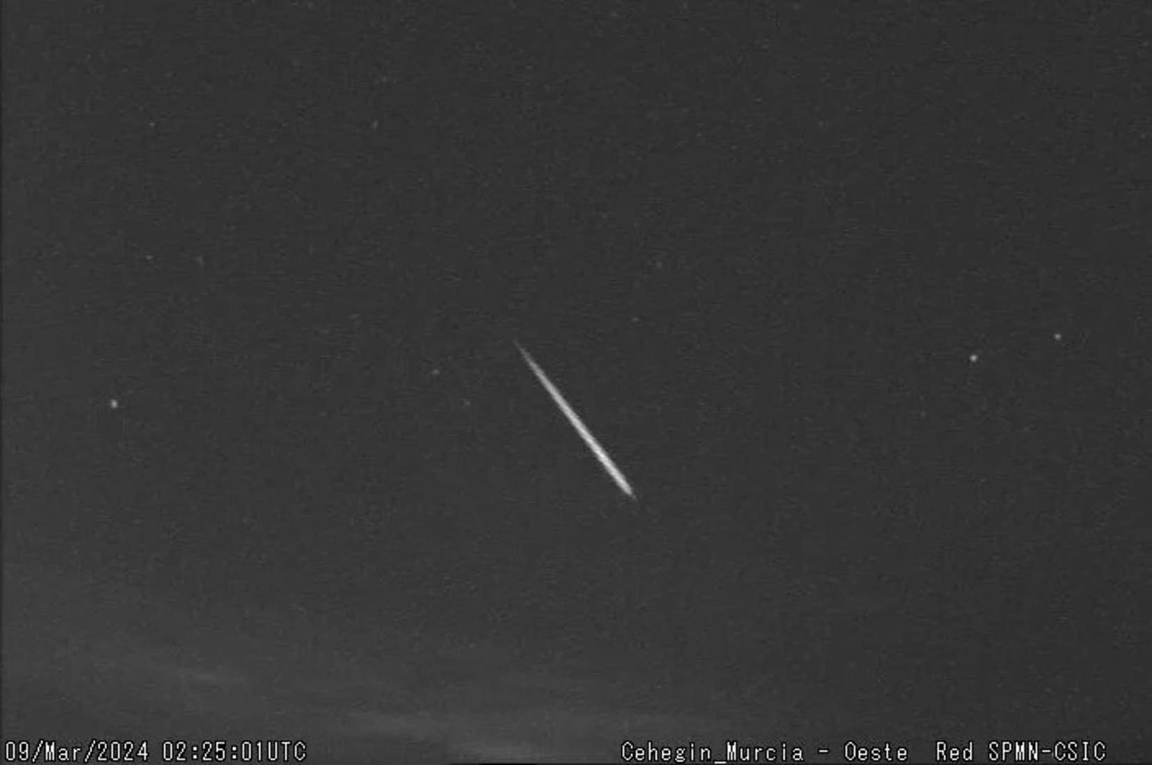 Nova teoria sobre el bòlid que va sobrevolar Catalunya: apunten a un fragment de meteorit