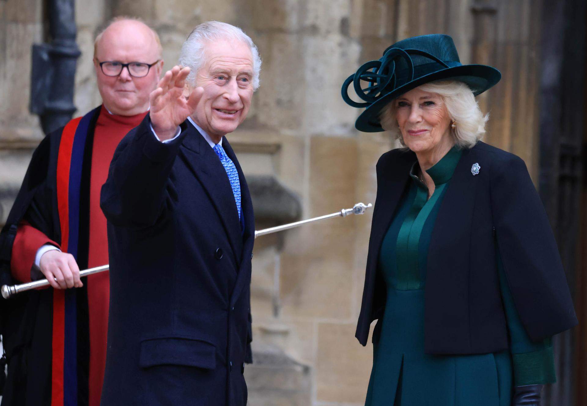 Carlos III reaparece por primera vez desde el anuncio del cáncer, en la misa de Pascua de Windsor