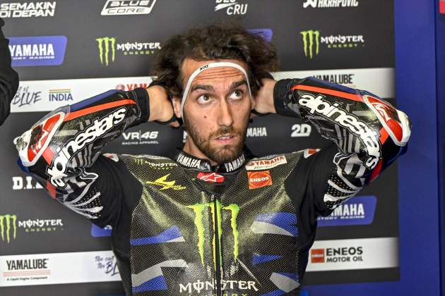 Alex Rins al box de Yamaha durant el GP de Portugal / Foto: Europa Press Alex Rins al box de Yamaha durant el GP de Portugal / Foto: Europa Press