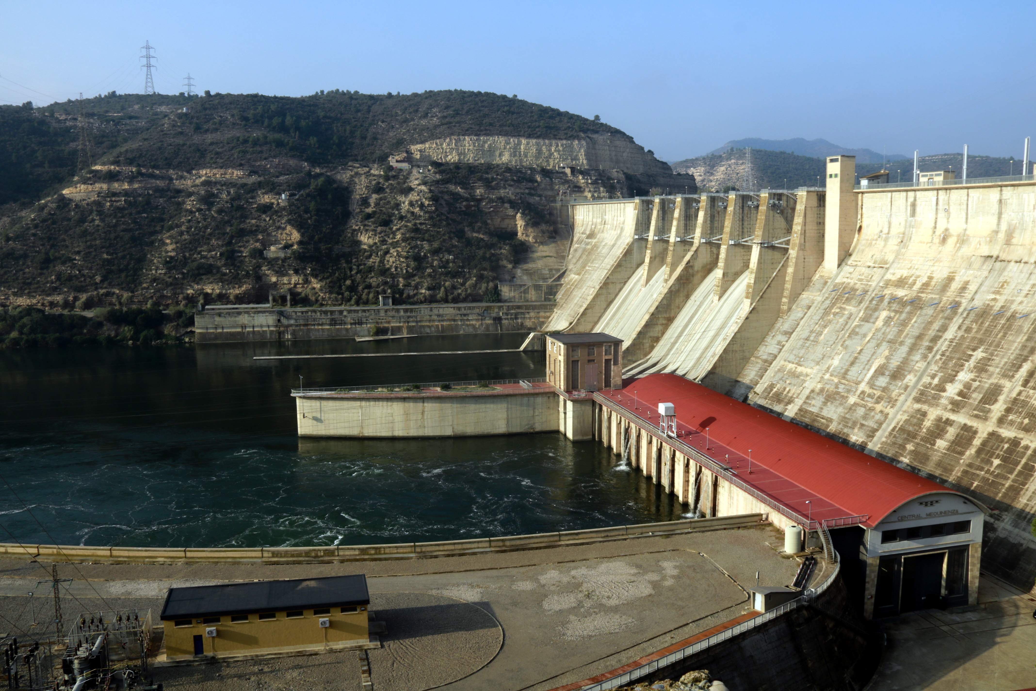 Les conques internes estan al 16,35% de la seva capacitat, mentre que la conca de l’Ebre puja al 73%