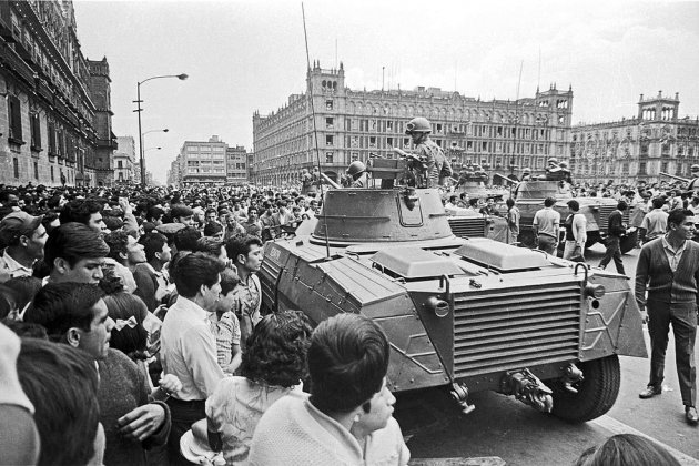 México 1968 Ejército en el Zócalo 28 de agosto Cel·lí