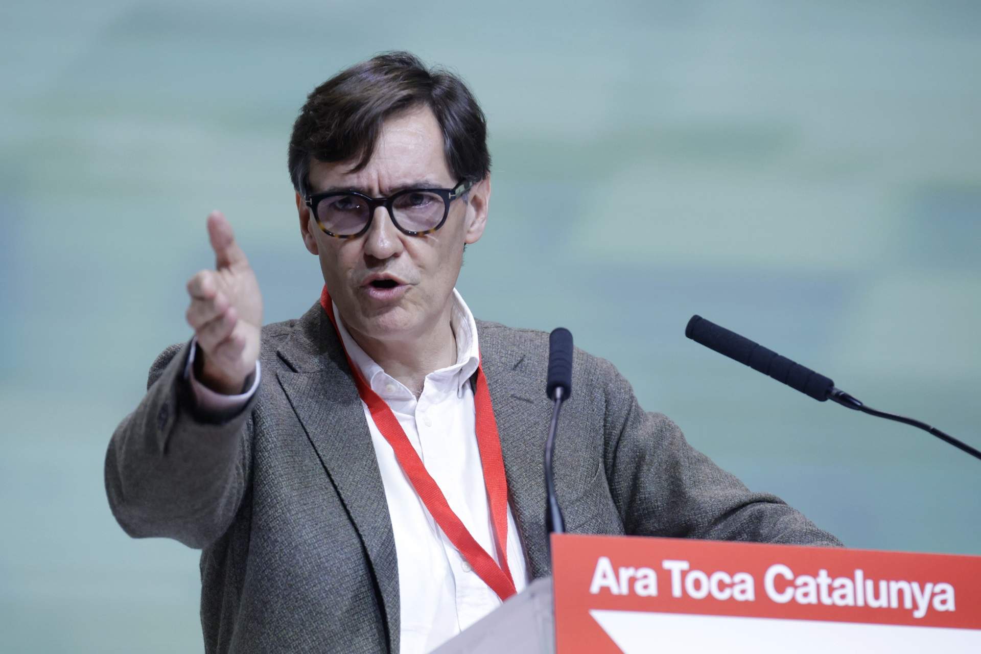 Salvador Illa carga contra el "liderazgo mesiánico e individual" de Carles Puigdemont