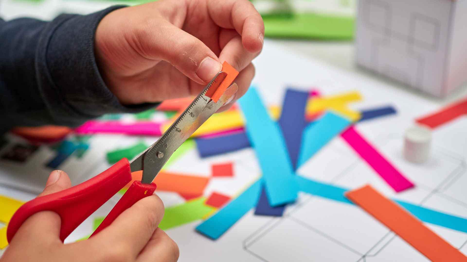 Manualidades de Sant Jordi 2025 fáciles: puntos de libro, rosas de papel y mucho más