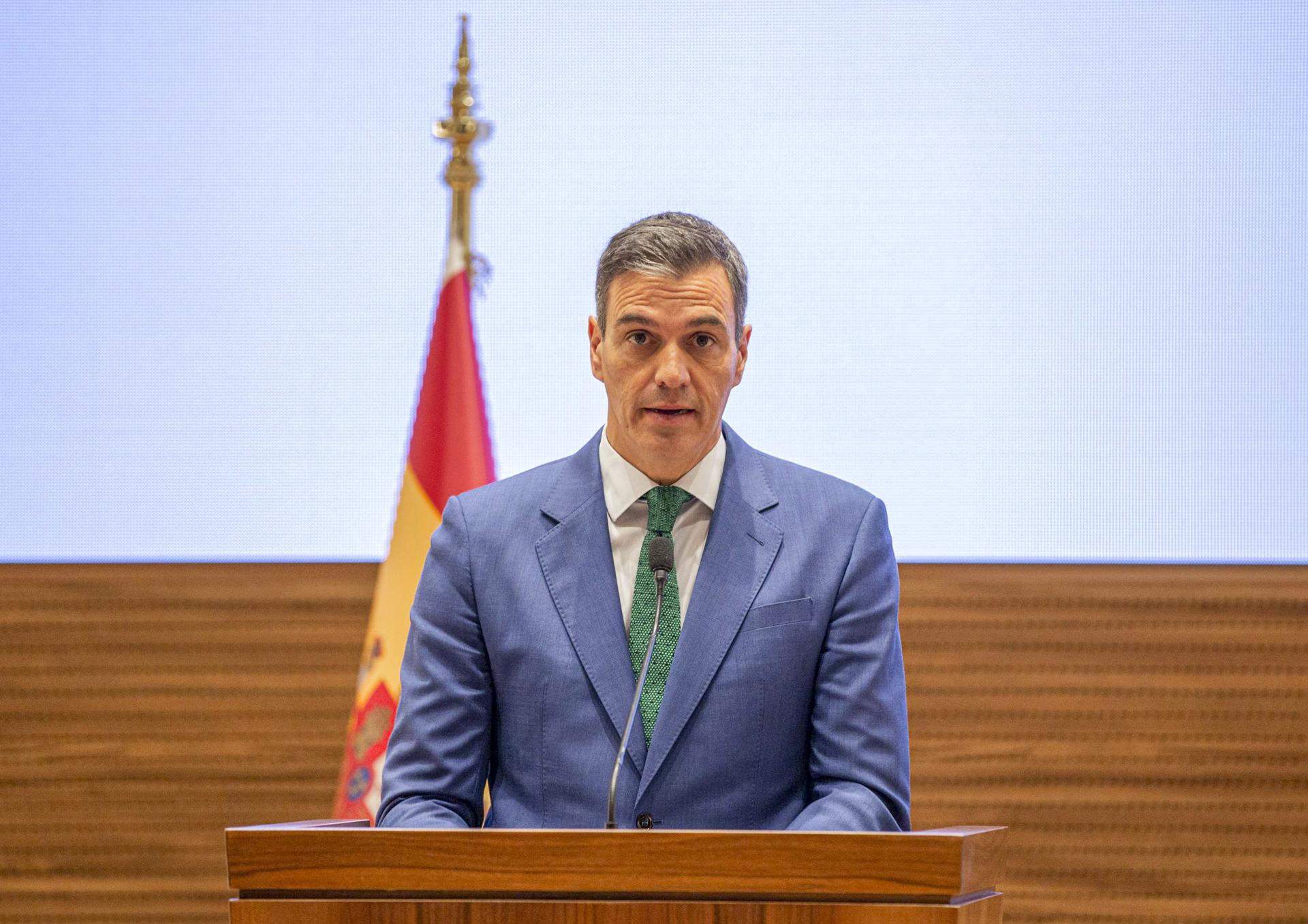 Sánchez replica a Aznar que el Estado de Palestina "existe y existirá"