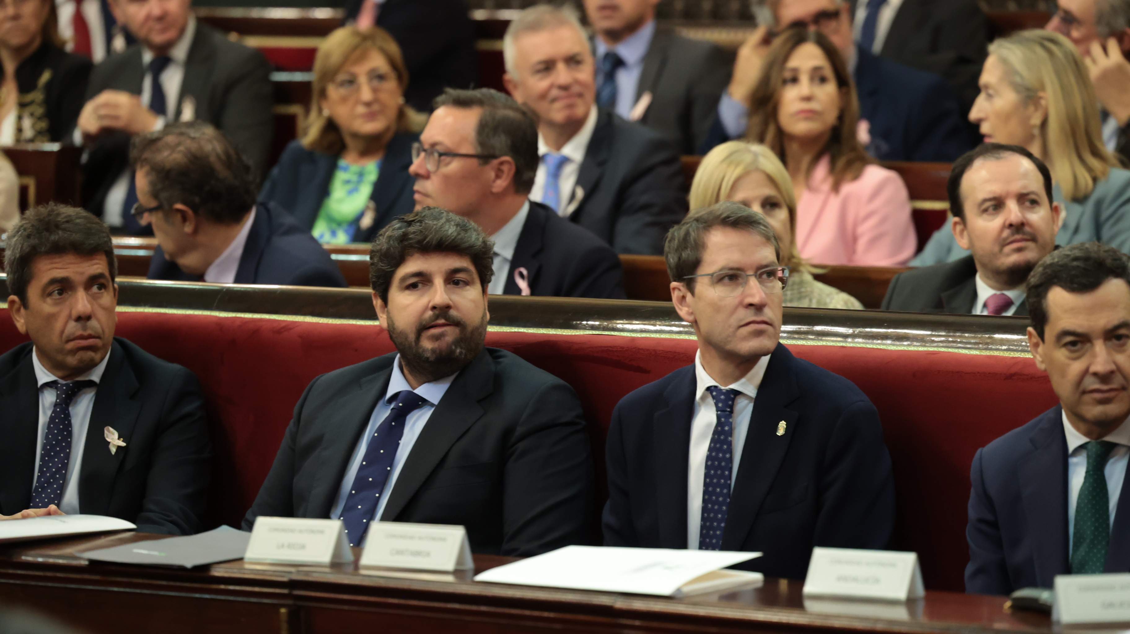 El aquelarre del PP contra la amnistía en el Senado, cojo por la cantidad de barones ausentes