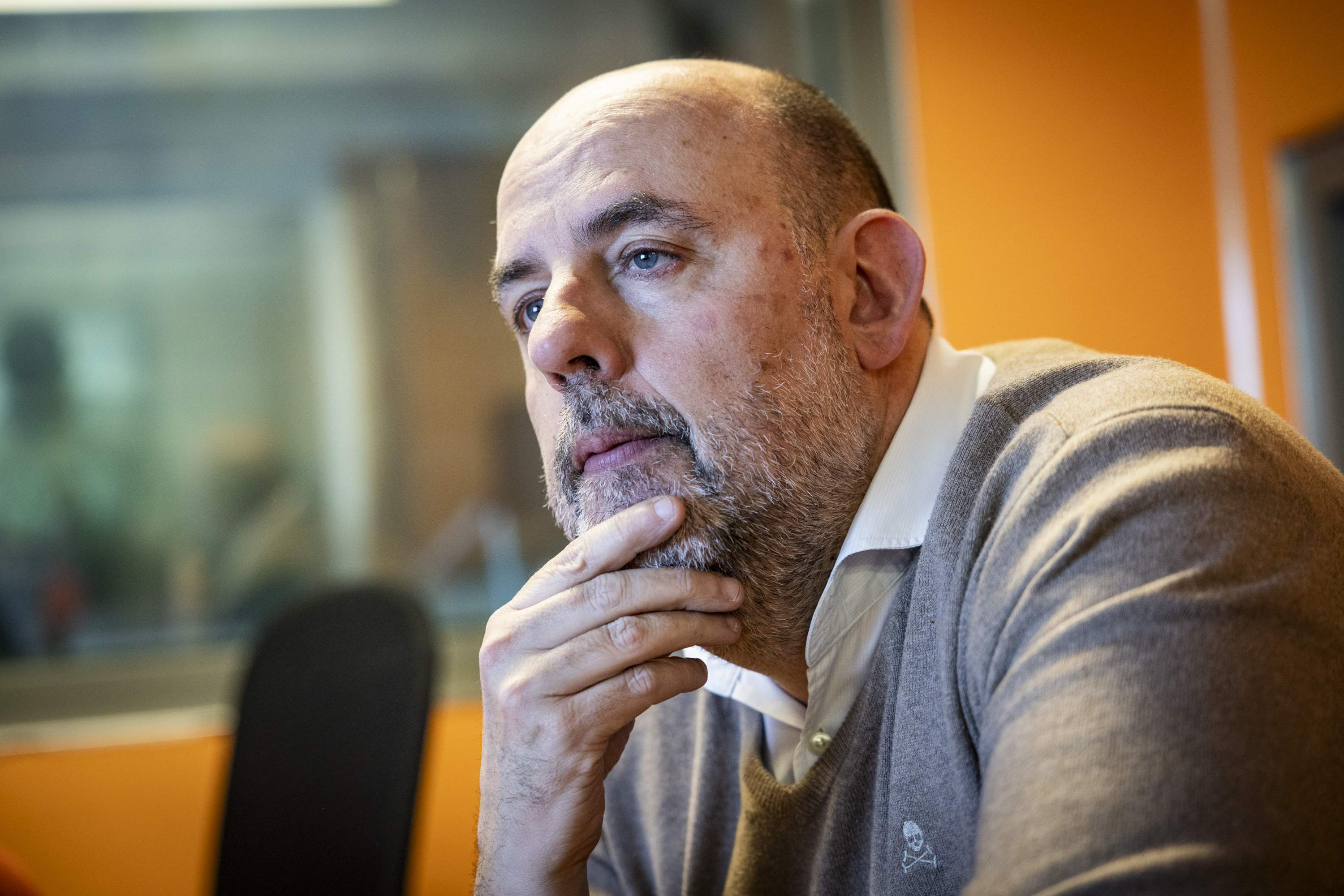 Basté, desatado con Víctor Font. Qué ha pasado con el excandidato: "Tengo amigos en el infierno, ¿sabes?"