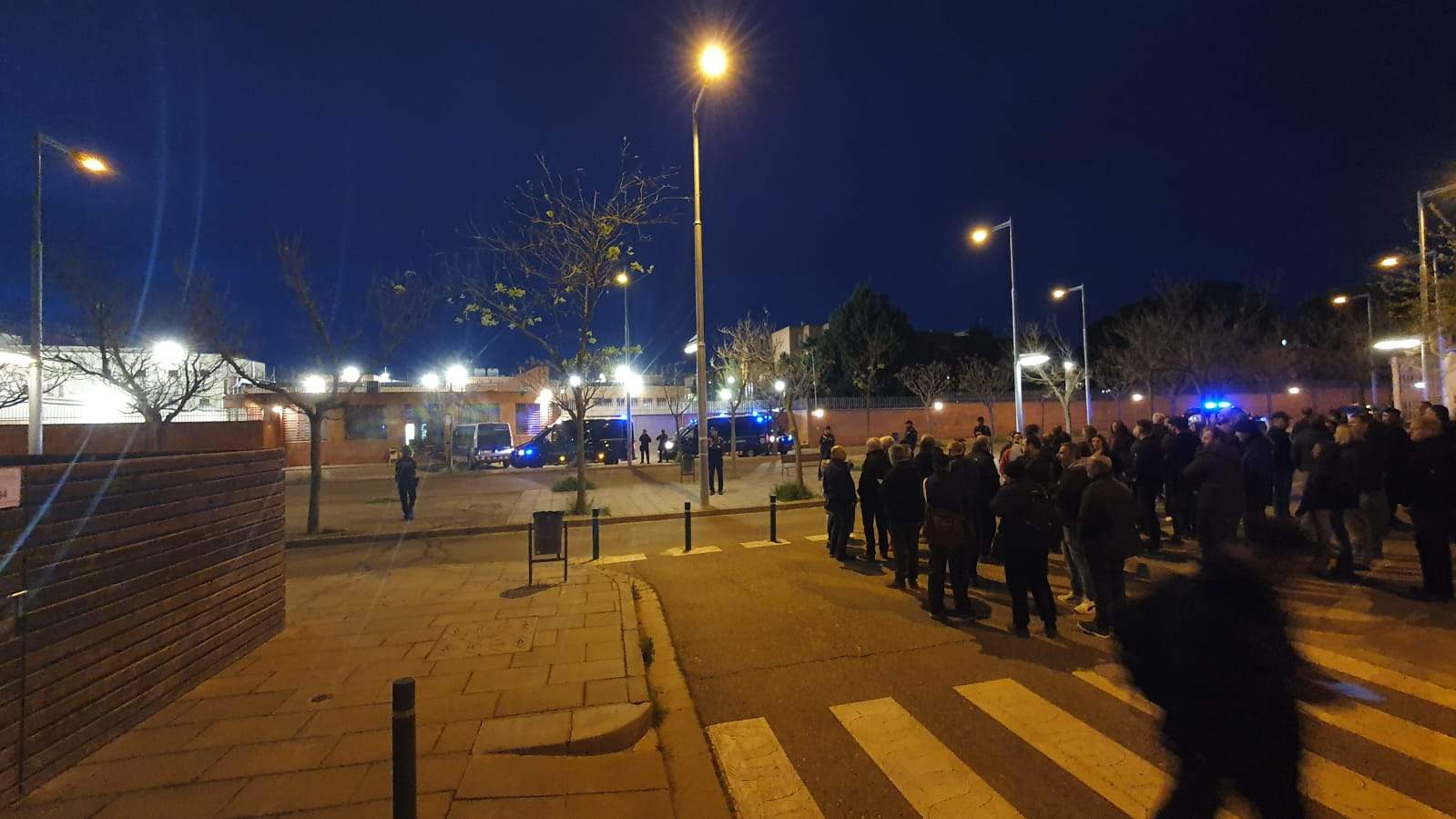 Presons no atura les protestes per l'assassinat de Tarragona, però els Mossos eviten el bloqueig de Lleida