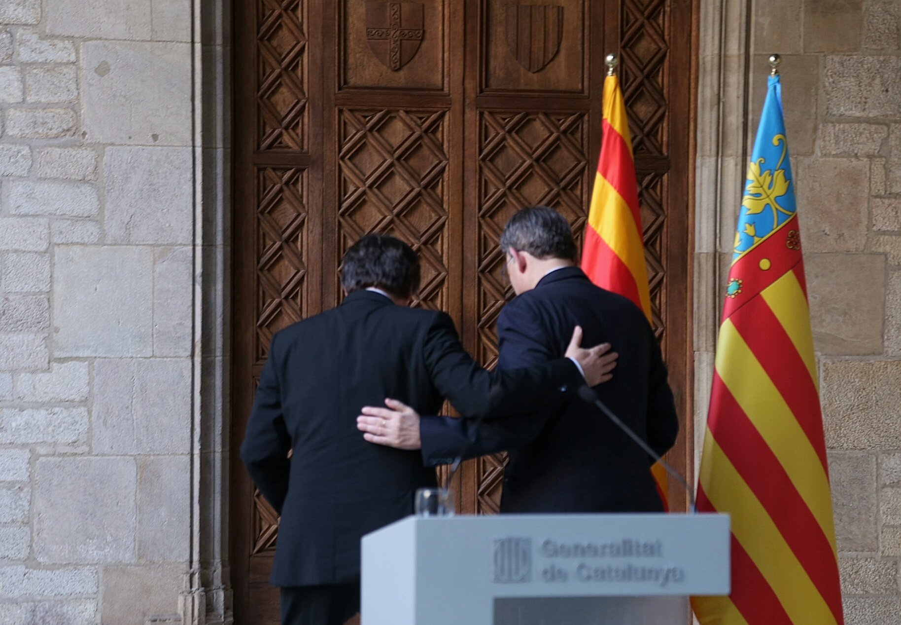 Puig visita Catalunya y evita encontrarse con Torra