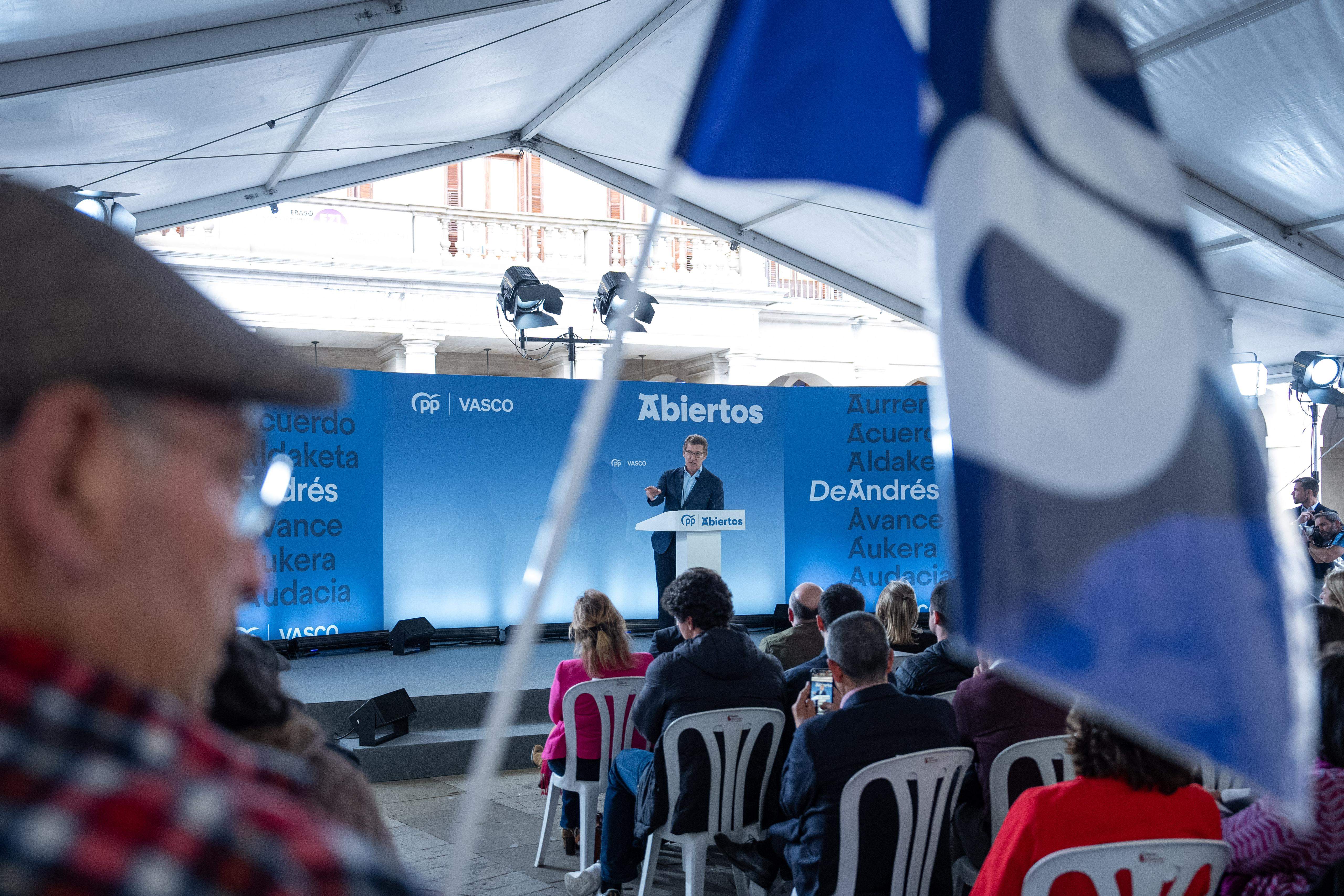 El PP obre la campanya a Euskadi alertant del risc d'un procés com el català