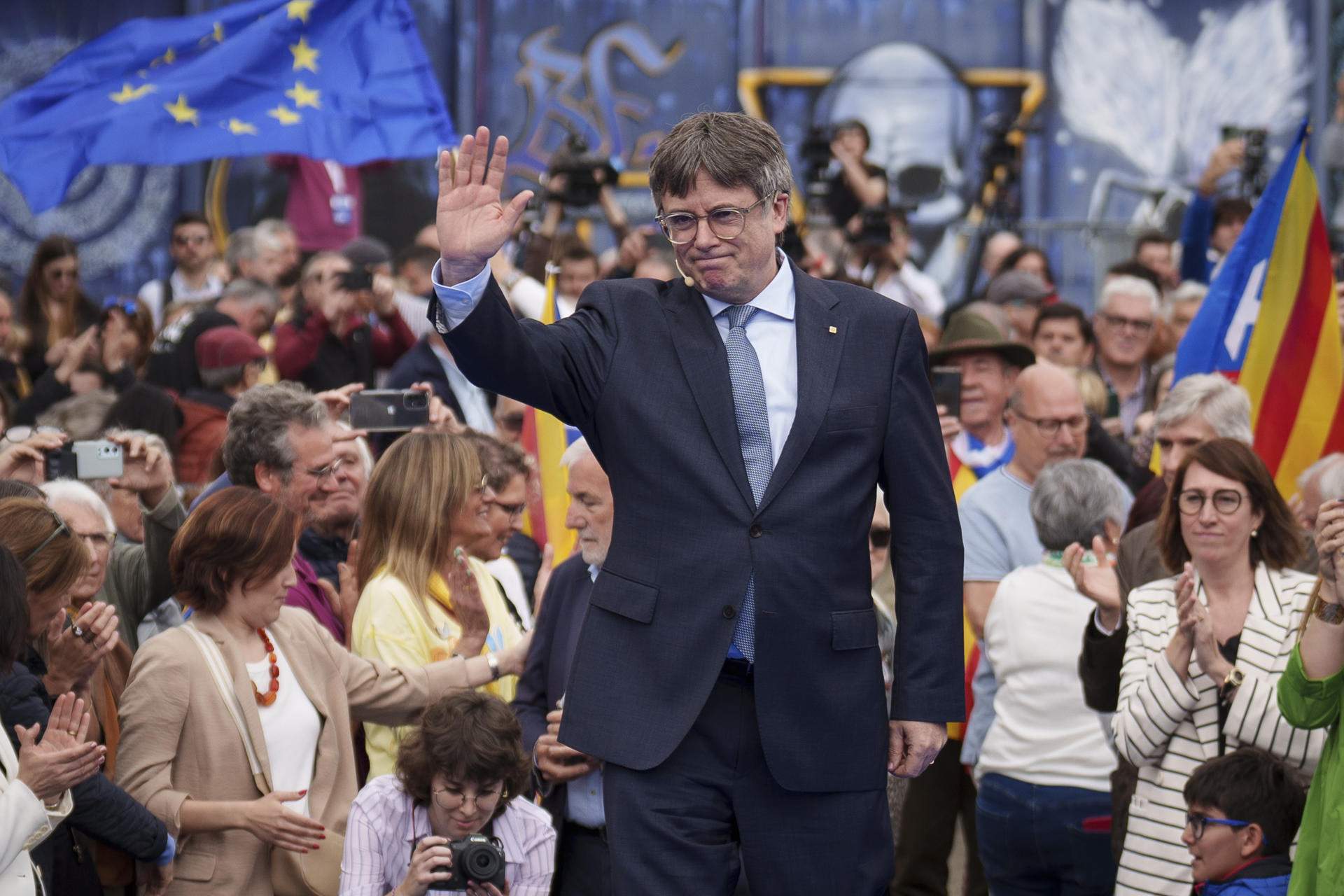 Puigdemont se presenta como el único candidato capaz de decir 'no' al Gobierno