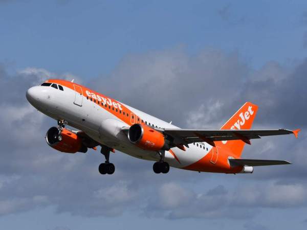easyjet easyjet