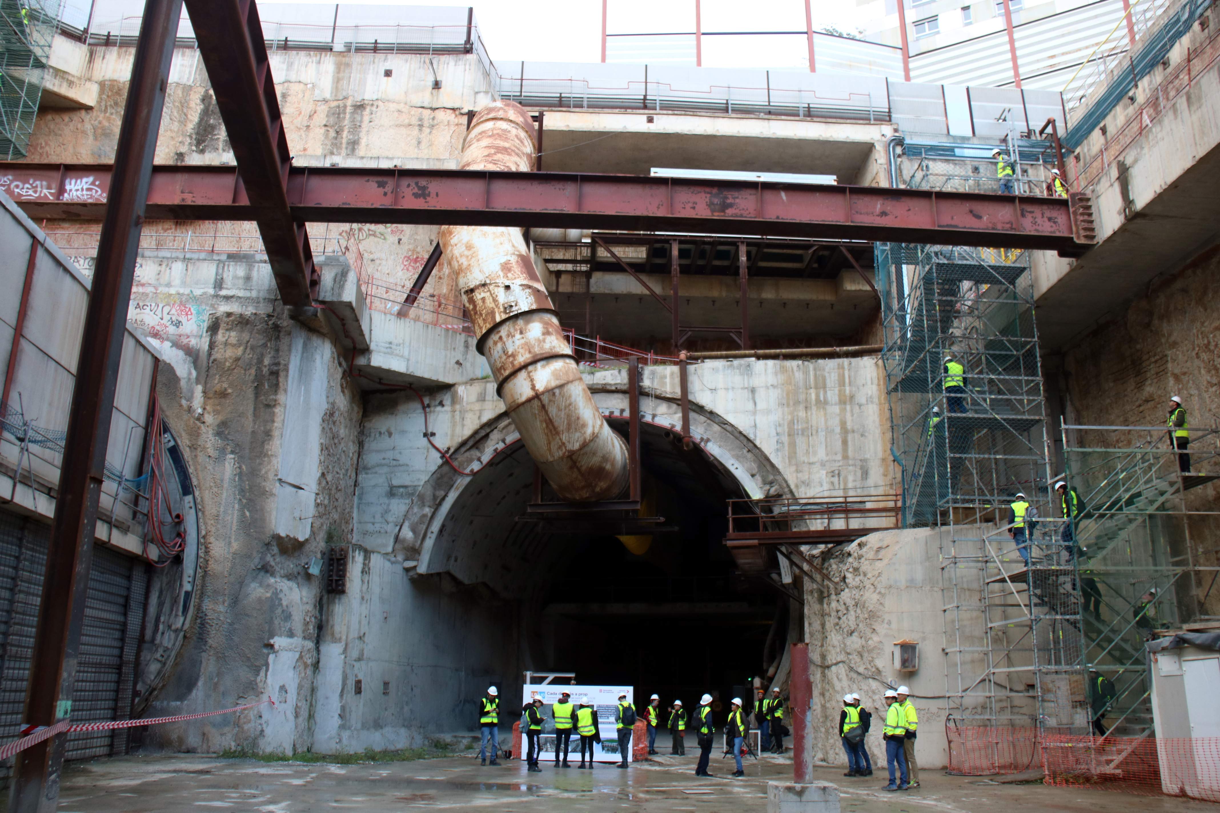 La tuneladora de l'L9 de Barcelona s'atura i endarrereix el final de les obres