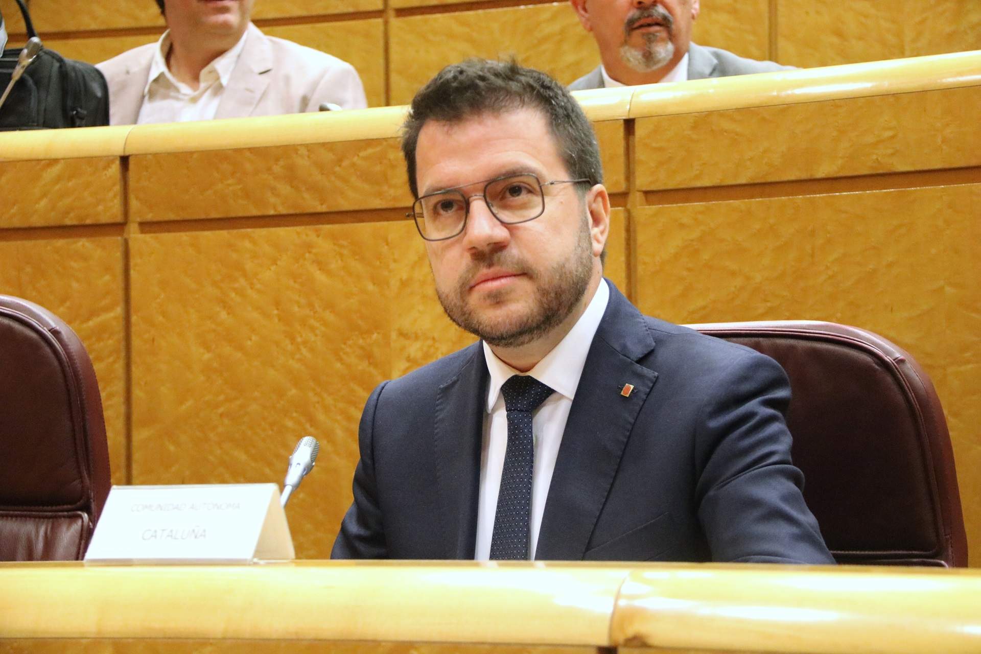 Aragonès reprocha a Puigdemont: "Diez meses atrás, decían que negociar era traicionar al país; ahora lo hacen"