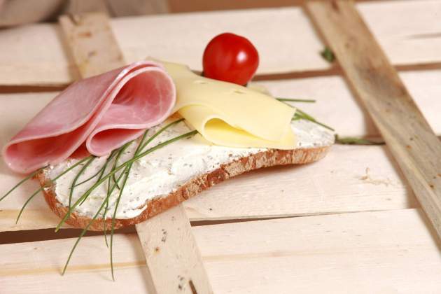 Menjar aliments anar de pícnic / Foto: Pixabay