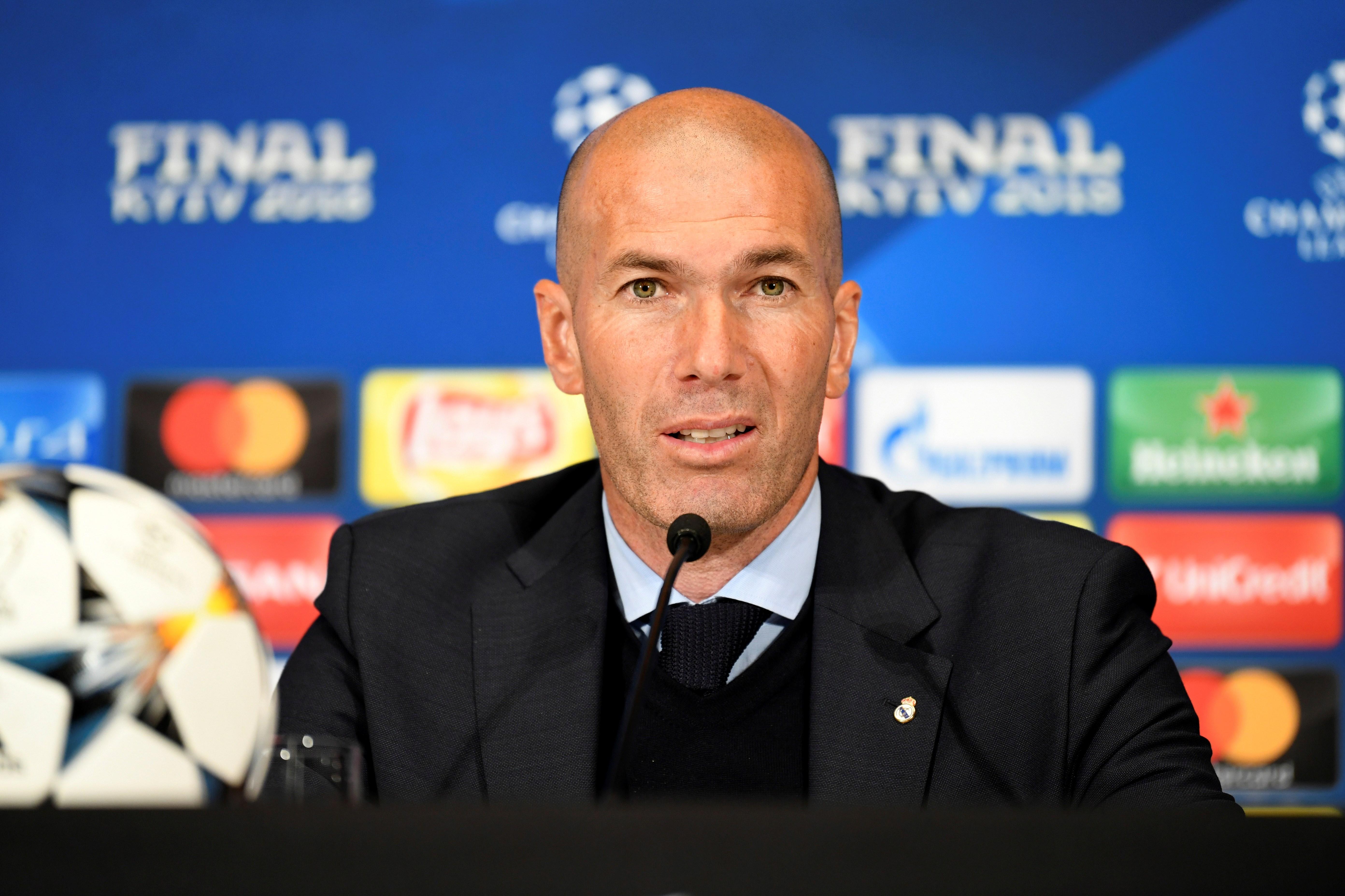 Zidane announces surprise departure from Real Madrid