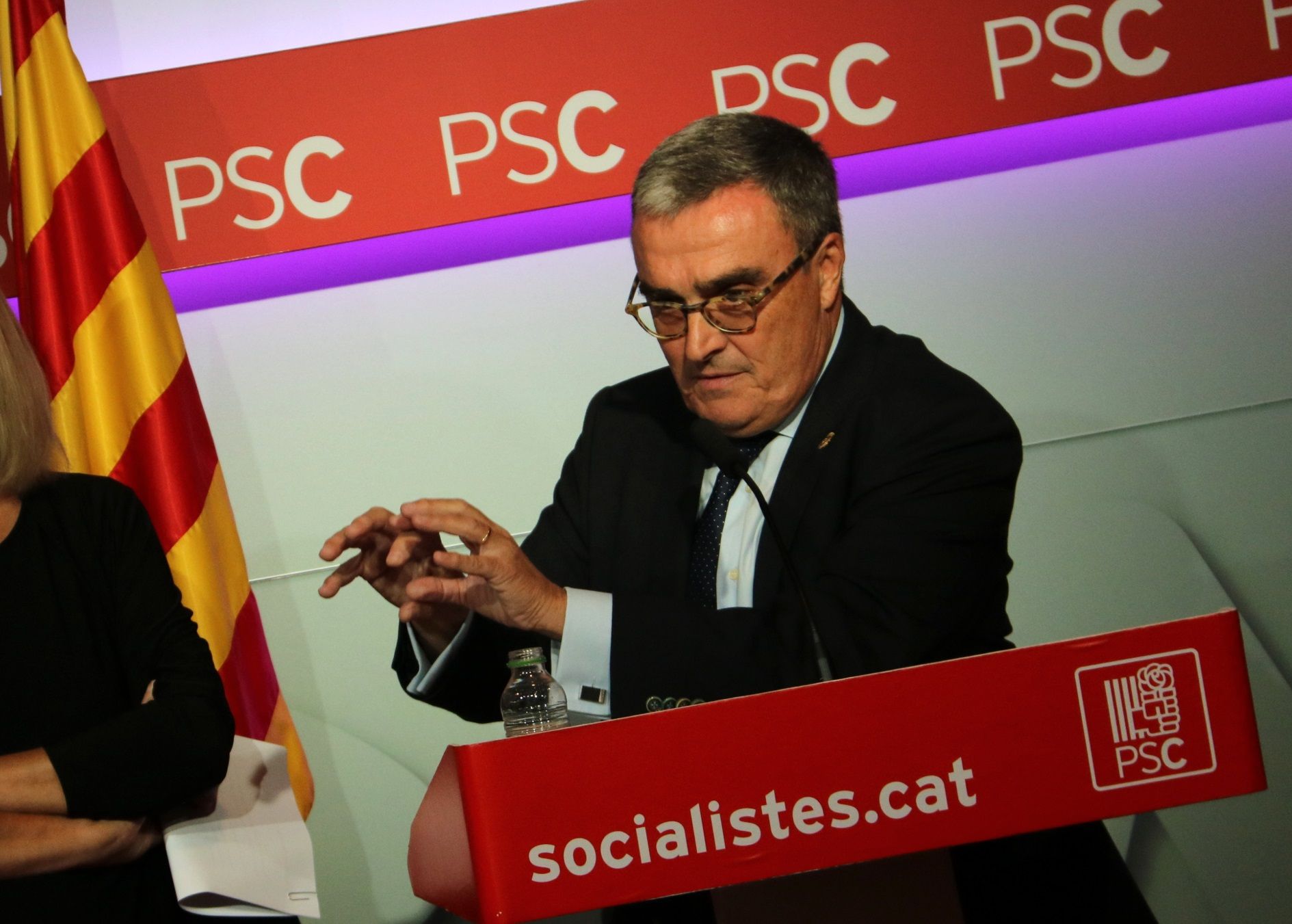 Àngel Ros recuerda a Susana Díaz que no es la líder del PSOE