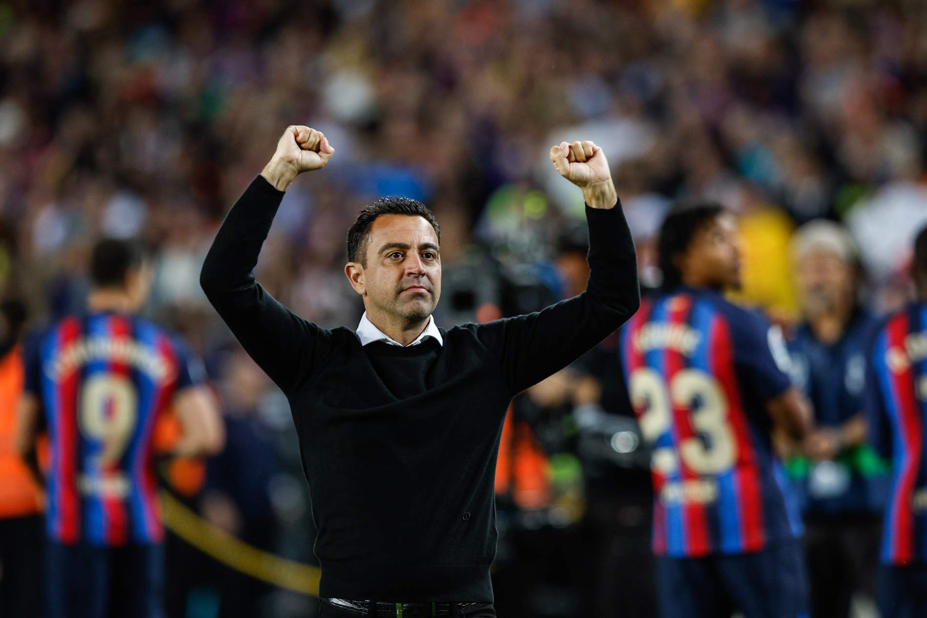 Si Xavi Hernández sigue en el Barça se va