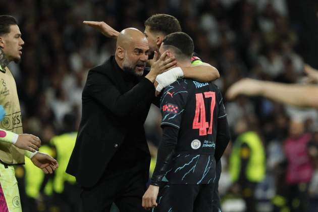 Pep Guardiola Phil Foden Manchester City / Foto: EFE