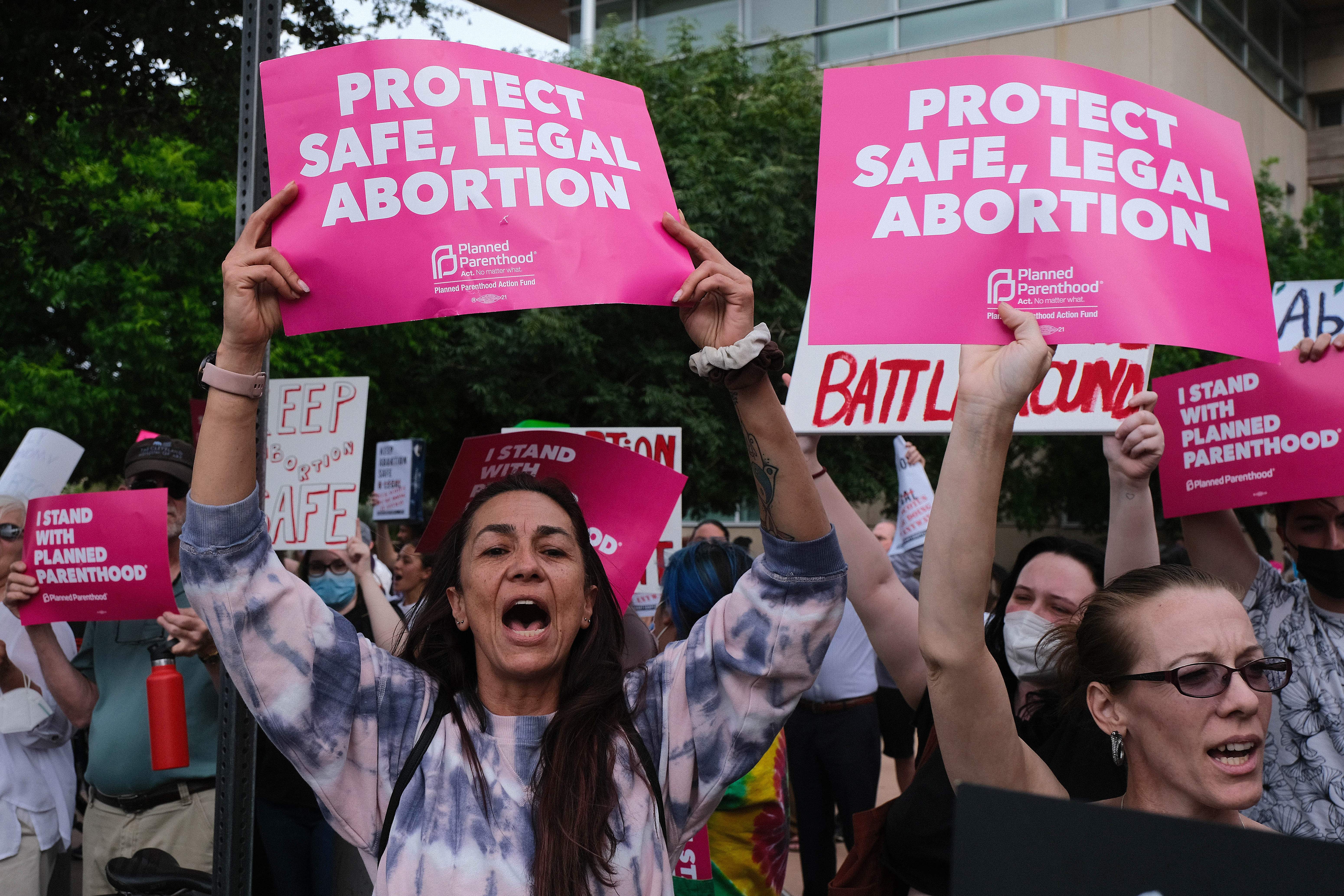 Arizona recupera una ley de 1864 para prohibir el aborto