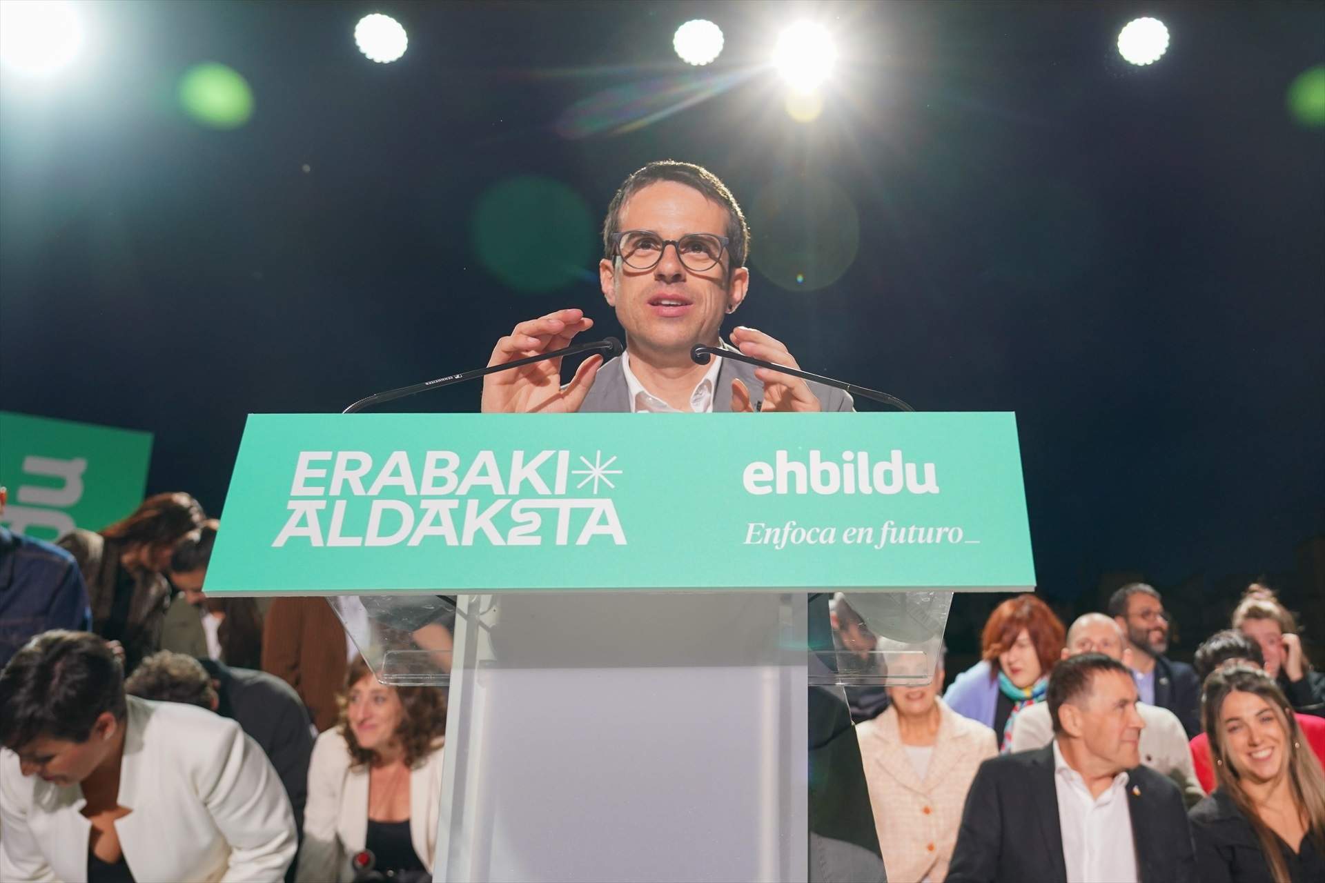 Poll: Left-wing EH Bildu leads PNV for first time in election duel between Basque nationalists