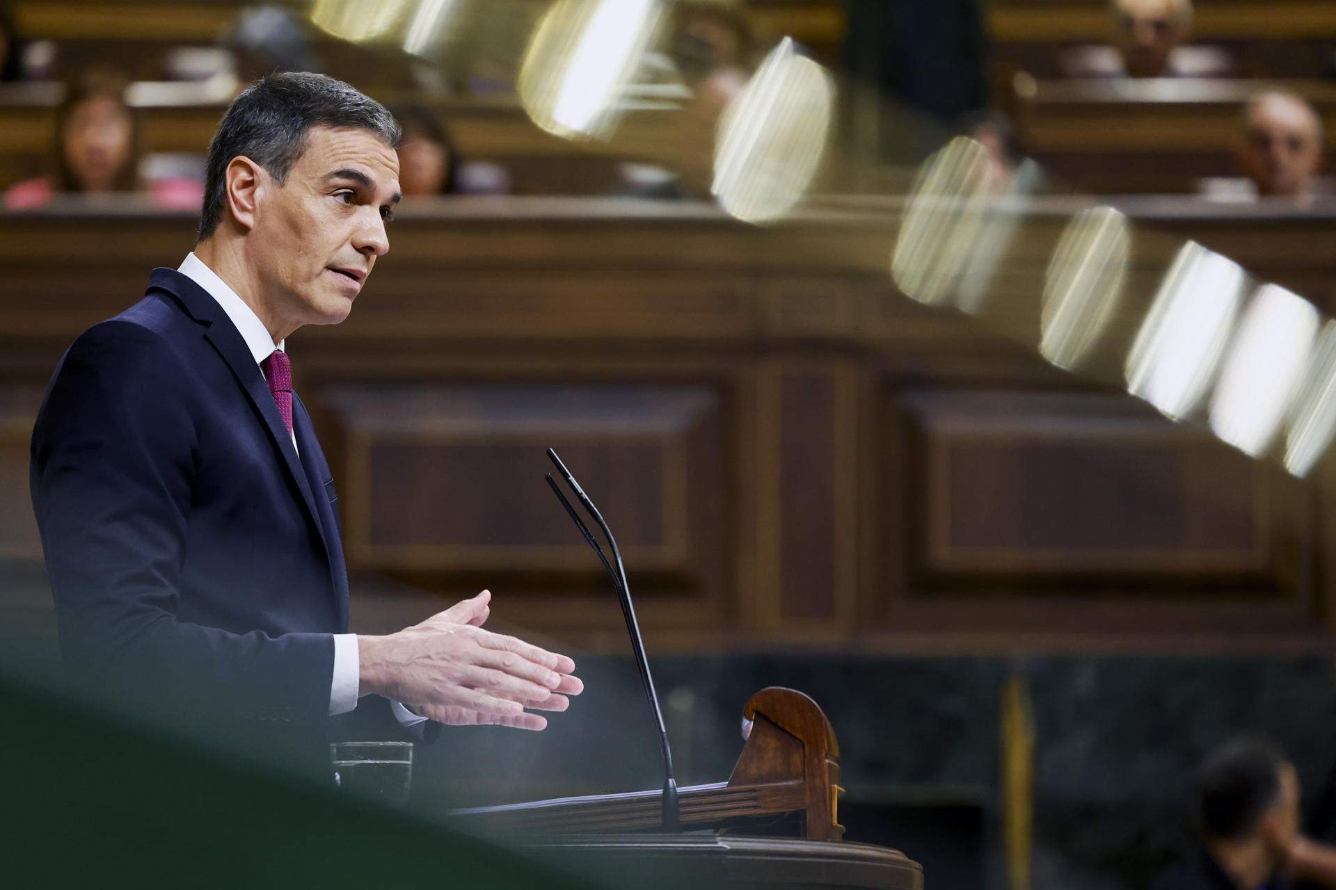 Sánchez admite a Nogueras que la ejecución presupuestaria en Catalunya "tiene que mejorar"