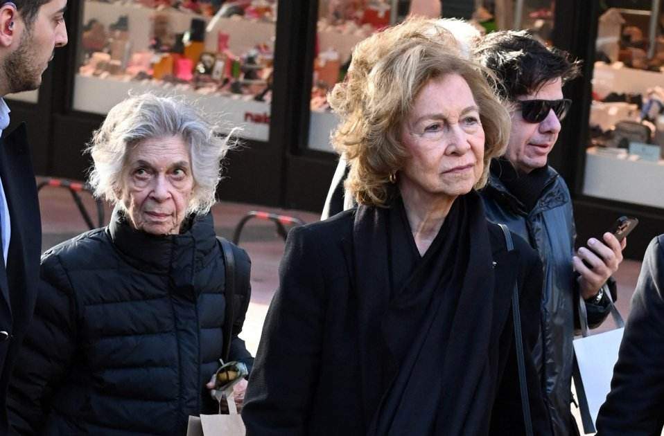 Casa Real aconseja al rey sacar a la reina Sofía de la agenda oficial