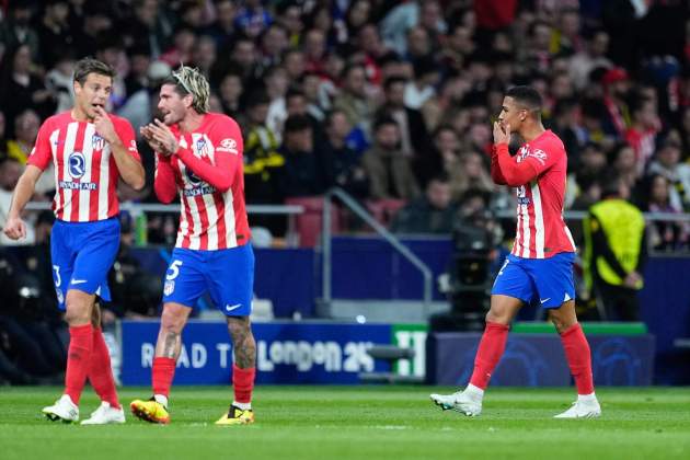 Samu Lino Rodrigo De Paul César Azpilicueta Atlético de Madrid Samu Lino Rodrigo De Paul César Azpilicueta Atlético de Madrid